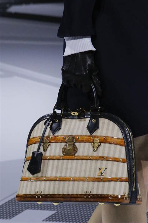 louis vuitton fall winter 2018 bags